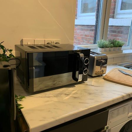 ניוקאסל Heaton-Beautiful 3 Double Bedrooms Sleeps 6 Free Parking And Wifi מראה חיצוני תמונה