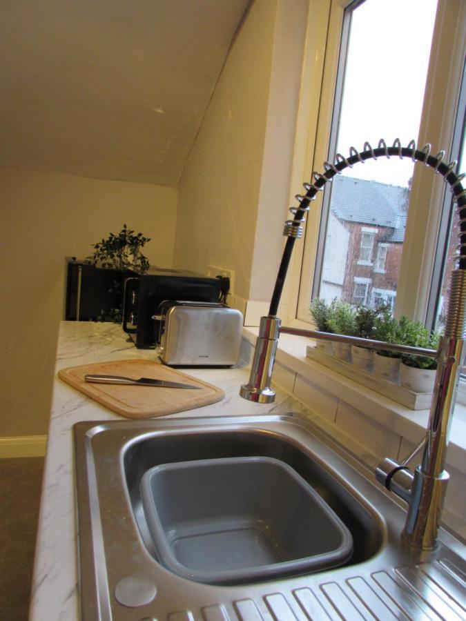 ניוקאסל Heaton-Beautiful 3 Double Bedrooms Sleeps 6 Free Parking And Wifi מראה חיצוני תמונה