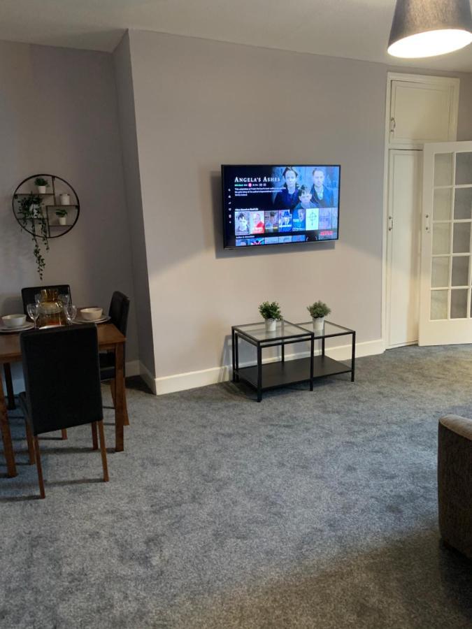 ניוקאסל Heaton-Beautiful 3 Double Bedrooms Sleeps 6 Free Parking And Wifi מראה חיצוני תמונה
