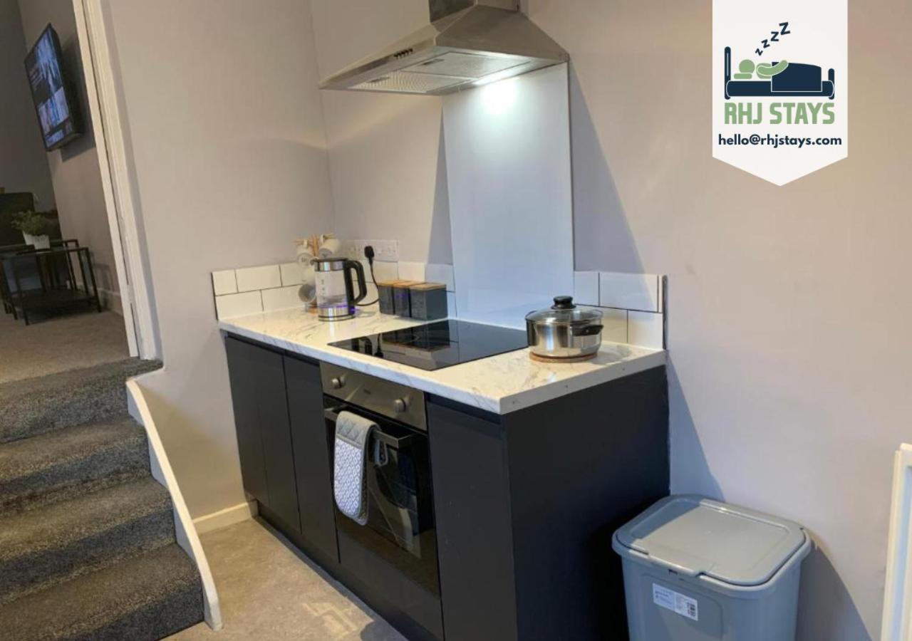 ניוקאסל Heaton-Beautiful 3 Double Bedrooms Sleeps 6 Free Parking And Wifi מראה חיצוני תמונה